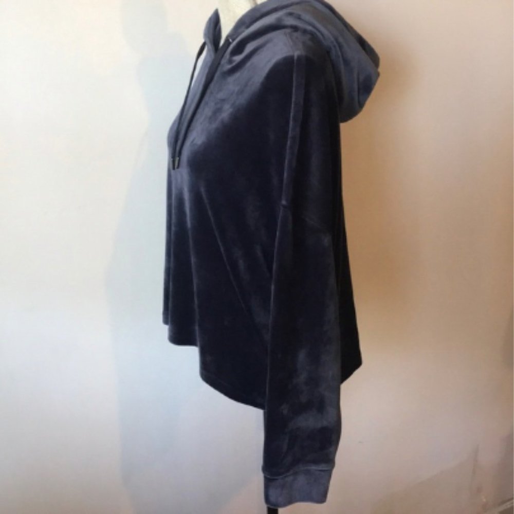 New DKNY navy velvet sweater with hood - Picture 5 of 7